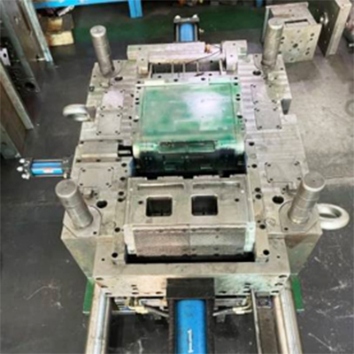 大型模具实物